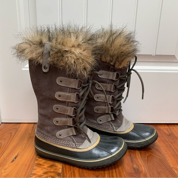 Sorel Joan of Arctic Fur Trim Boots 7 - Picture 6 of 11